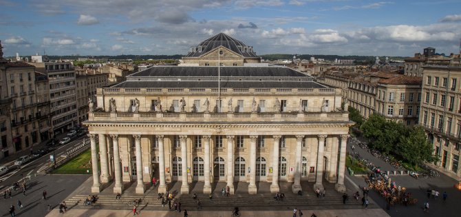 vue de la façade du grand théatre de Bordeaux