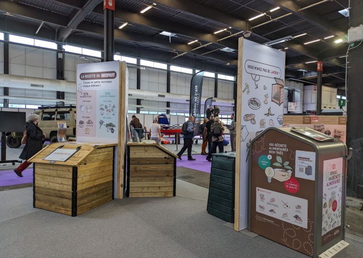 Vue du stand des déchets sur la Foire Internationale