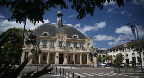 Mairie de Saint-Médard-en-Jalles