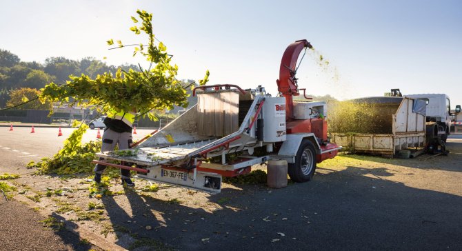 Machine à broyer les végétaux