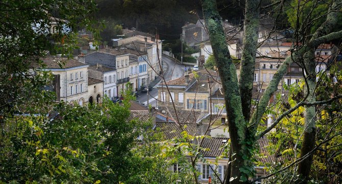 photo du bourg de Lormont