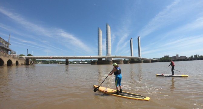 Stand up paddle sur la Garonne