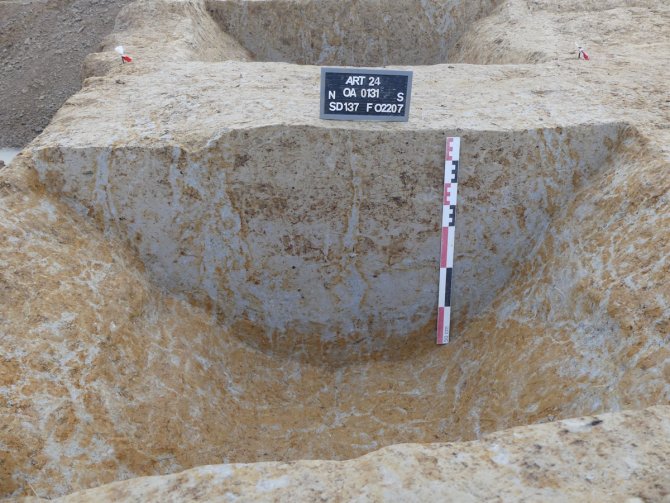 Vue en coupe d’un des fossés d’enclos de la fin de l’âge du Fer