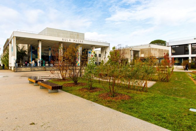 Vue du Bâtiment Aula Magna - Opération Campus Bordeaux