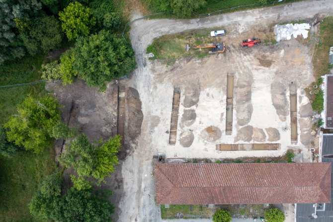 Photographie aérienne des tranchées du diagnostic de 2025 à Ambarès et Lagrave 